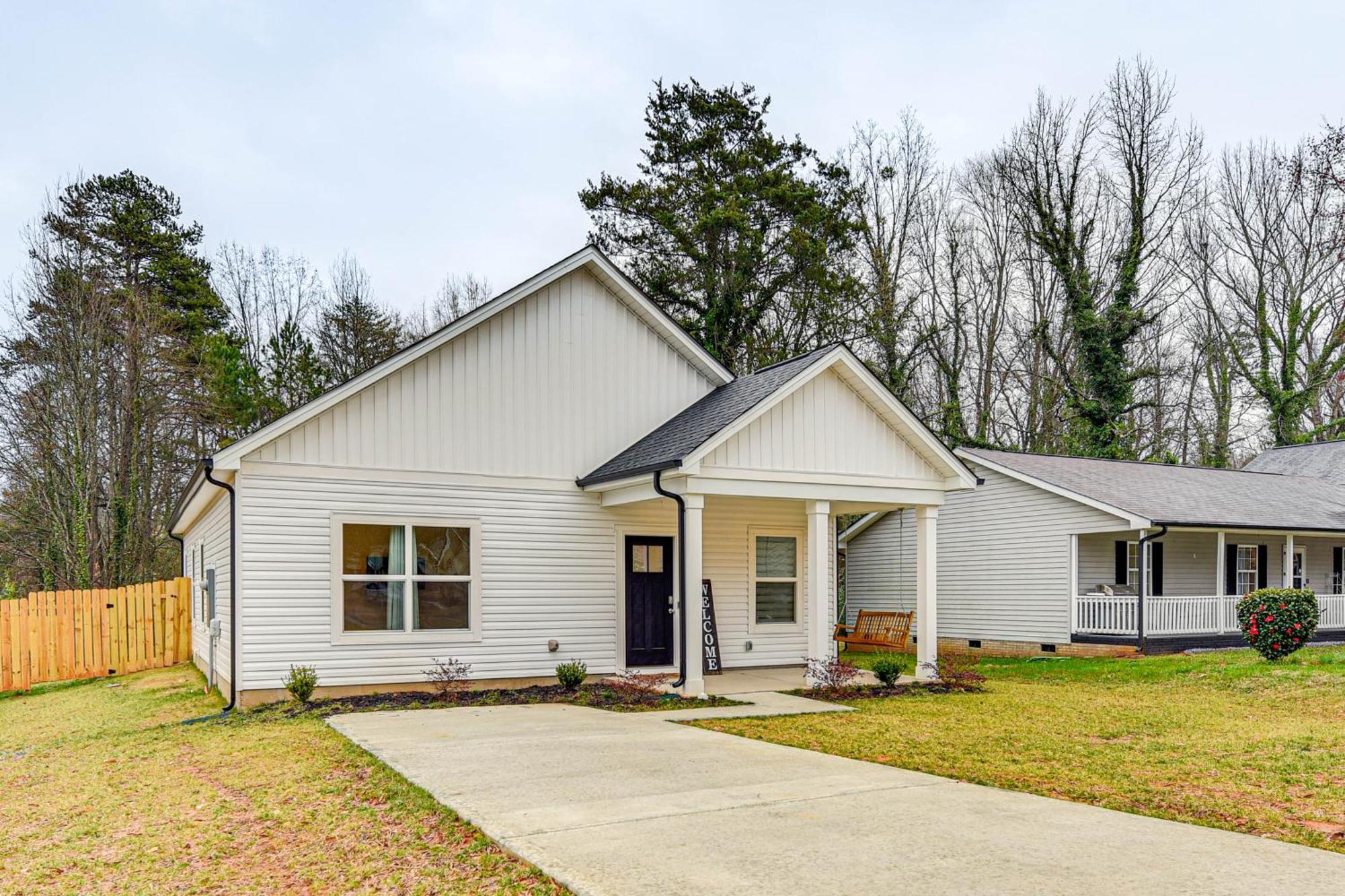 Holiday home Family-friendly About 5 Mi To Unc Charlotte!